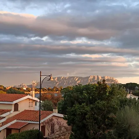 Casa Vacanze Due Passi * Olbia